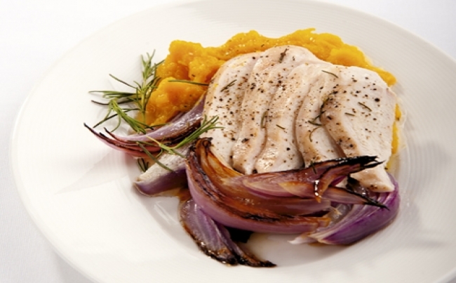 Pollo al horno con puré de zapallo